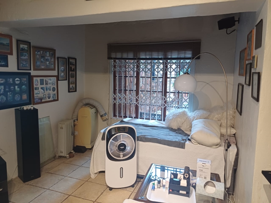3 Bedroom Property for Sale in Kosmos North West